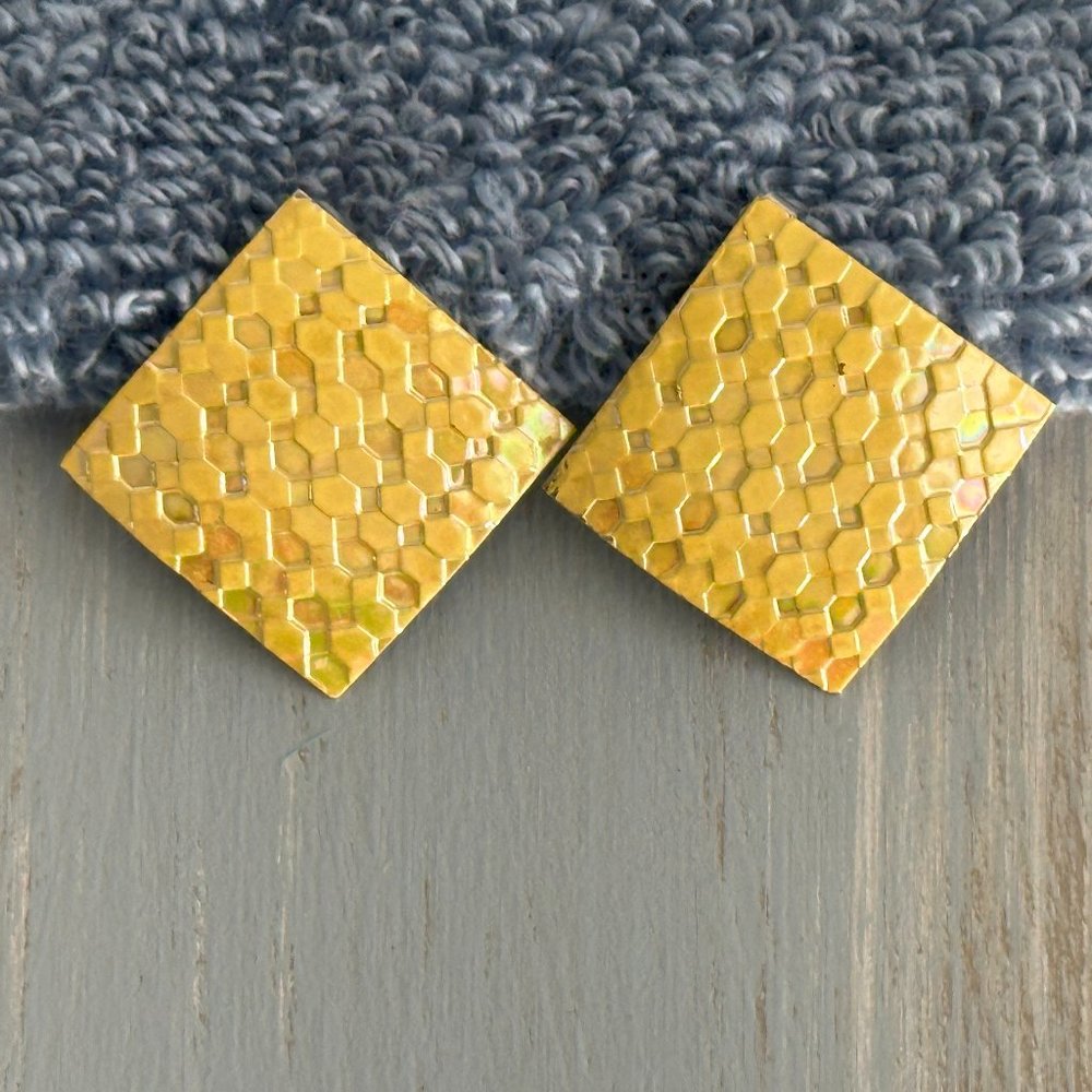 Super Retro Cool Vintage Pierced Earrings Light Iridescent Yellow Enamel & Metal